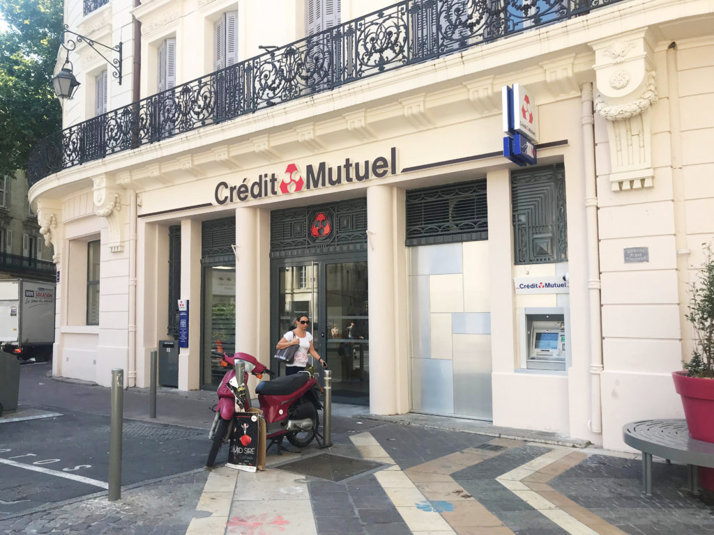 La Maison Du Savon De Marseille Avenue Victor Hugo Crédit Mutuel AVIGNON Carnot (84) - argos-groupe.com